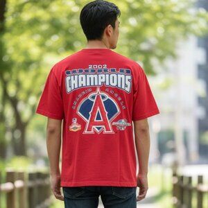 Vintage Anaheim Angels baseball 2002 World Champion T-Shirt adult Large red logo